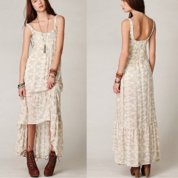 Free People Dresses & Skirts - Free People Love Birds Lightweight Maxi Dress
